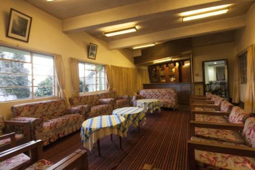 Darjeeling Tourist Lodge Extérieur photo